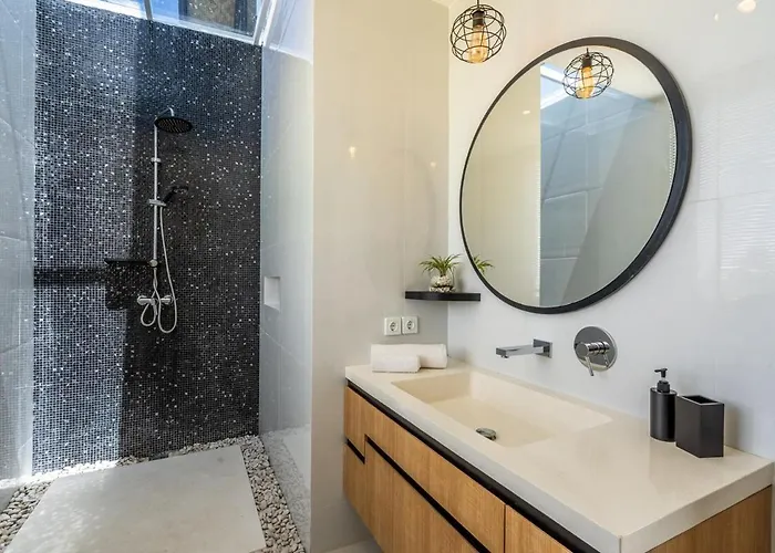 Pererenan Luxury - 5 Mins Walk To Villa Canggu (Bali)